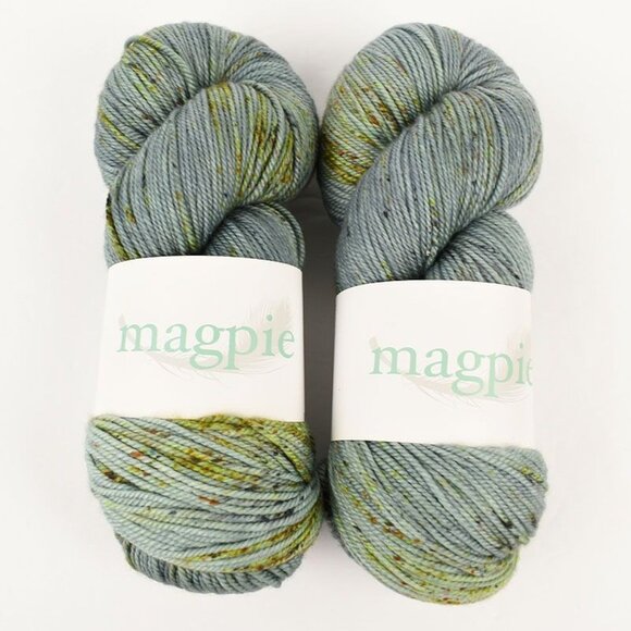 Magpie Swanky DK Yarn 2 Skeins SW Merino Cashmere Nylon Fiber Society No 18
